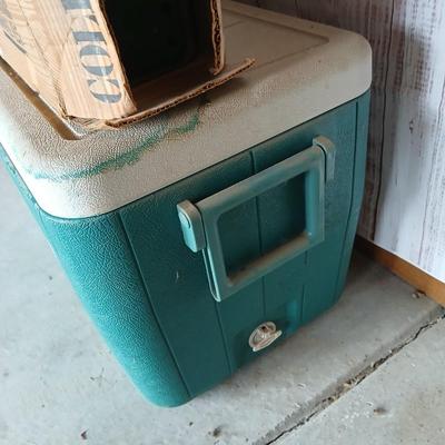 Vintage Coleman Camp Set – Stove & Cooler
