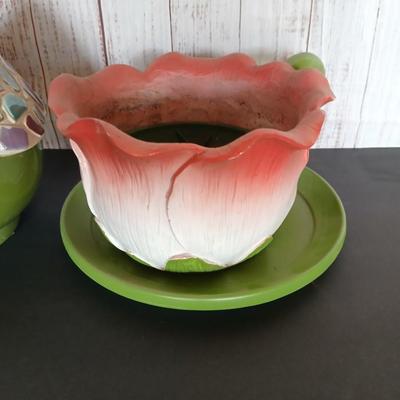 Whimsical Garden Décor – Birdhouse & Planter