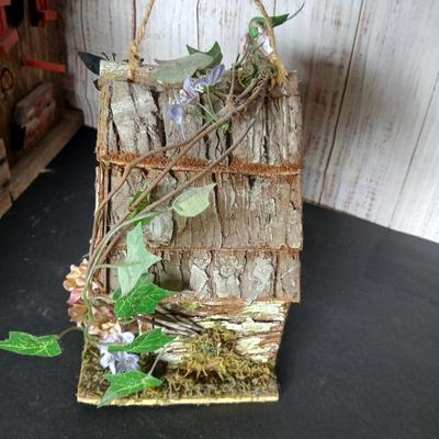 Rustic Birdhouse Pair – Cabin Style & Cottage Welcome