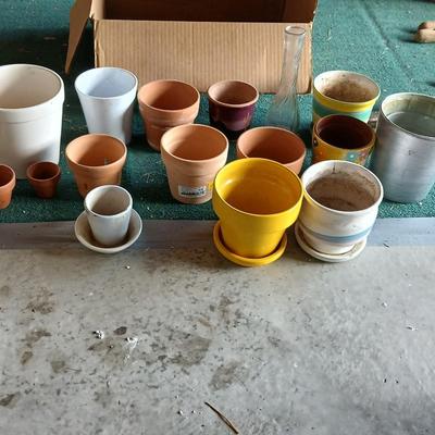 Assorted Planters – Terracotta & Ceramic mostly