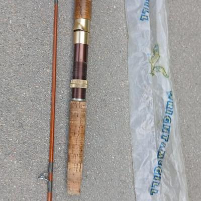 Wright & McGill “Champion” No. JCF-7 – 7' Two-Piece Fiberglass Spinning Rod
