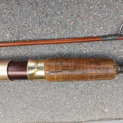 Wright & McGill “Champion” No. JCF-7 – 7' Two-Piece Fiberglass Spinning Rod