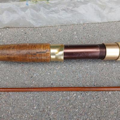 Wright & McGill “Champion” No. JCF-7 – 7' Two-Piece Fiberglass Spinning Rod