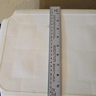 Bathroom Step Stools – White Plastic