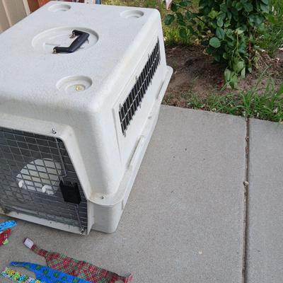 Dog Grooming & Travel Lot – Crate, Clippers, Bandanas & More