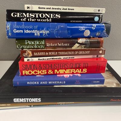 Sale Photo Thumbnail #285: Gemstone, minerals, Lapidary, jewelry & Geology books