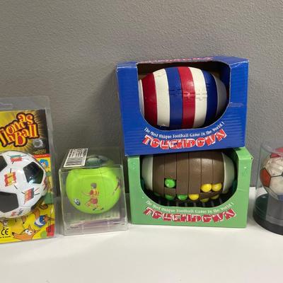 Sale Photo Thumbnail #309: Puzzle sports balls