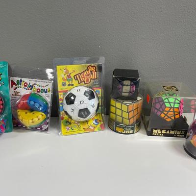 Sale Photo Thumbnail #316: Puzzle games