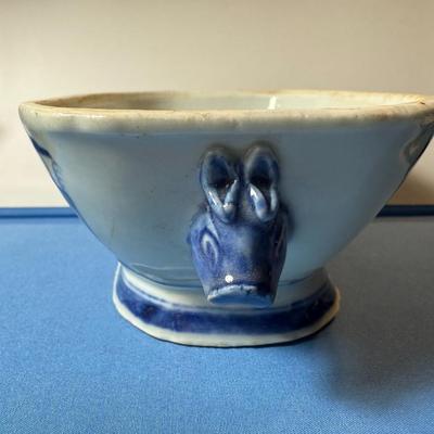 ANTIQUE Canton Ware Porcelain Boar's Head Serving Dish 7"L Qing 19th C. Tureen w/Some Stress Cracks as Pictured.