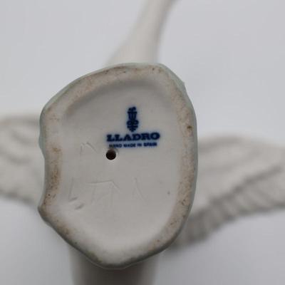 Lladro Taking Off Running Flying Goose Duck Porcelain Figurine
