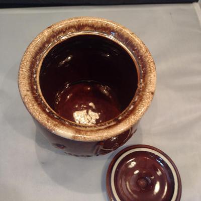 Vintage Hull USA Glazed Pottery Cookie Jar