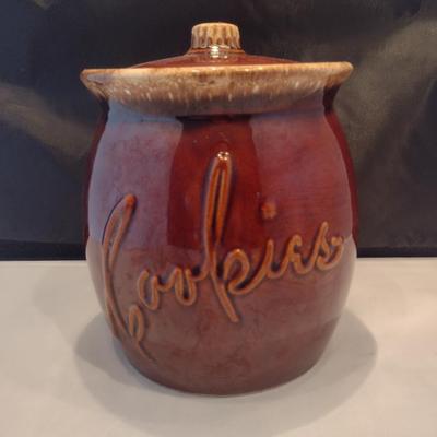 Vintage Hull USA Glazed Pottery Cookie Jar