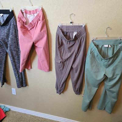Women’s Everyday Pants – 4-Pair Assorted Lot (Size M)
