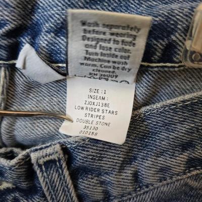 Vintage Women's Denim Jeans – 4-Pair Assorted Lot (Various Sizes/Brands)