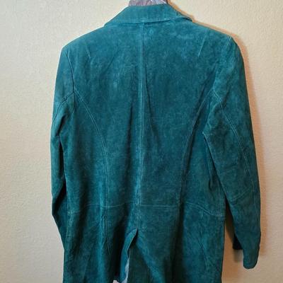 d&Co. Women’s Green Faux Suede Blazer – Size Not Tagged (Approx M/L)