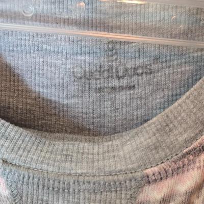 Women’s Pajama & Lounge Set – 4-Piece Lot (Various Sizes & Brands) Medium / Large