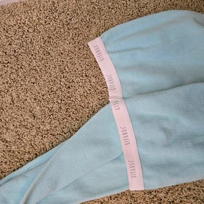Women’s Pajama & Lounge Set – 4-Piece Lot (Various Sizes & Brands) Medium / Large