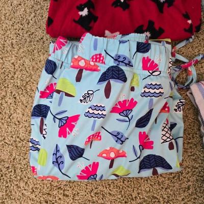 Women's Small Pajama & Lounge Set – Shirts & 3 Extra Bottoms