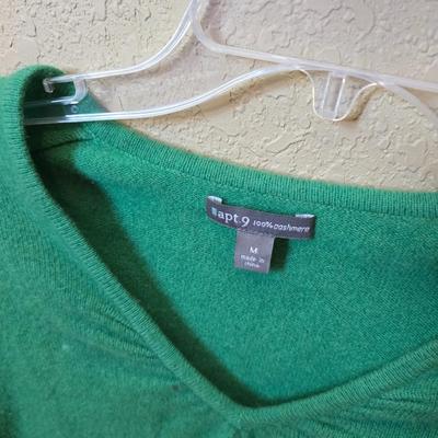 Stylish Women's Sweater Set – 4 Pieces (M–L)