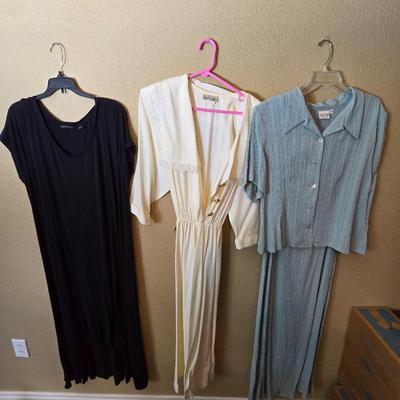Vintage Dresses – Classic Black, Cream Lace & Pleated Blue Elegance