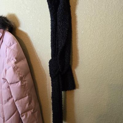 Arctic Expedition Women's Pink Puffer Coat – Size M