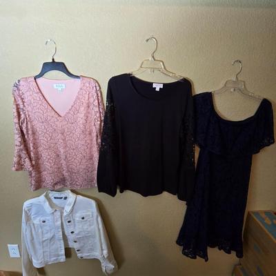 Elegant & Edgy: Women's Lace, Layers & Labels Lot – Size S/M