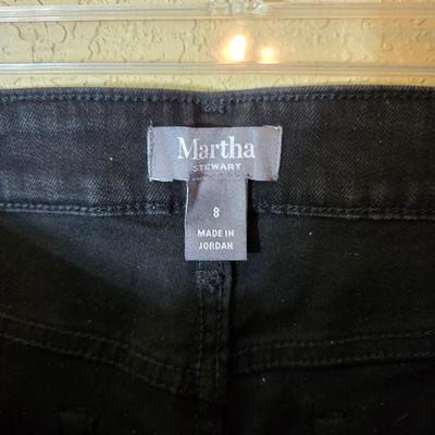 2-Piece Women’s Pants Lot – Christopher & Banks Red Crop (12) & Martha Stewart Black Embroidered Jeans Size 8