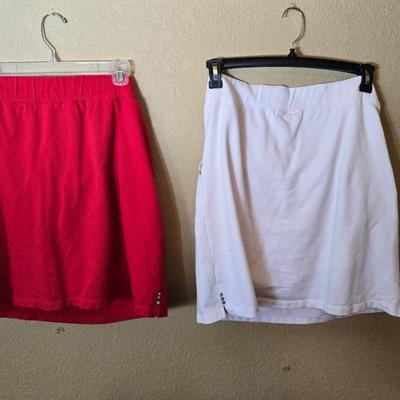2-Piece Quacker Factory Pull-On Skirt Lot – Red & White, Size M