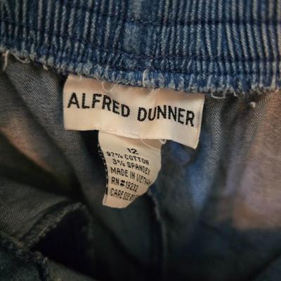 3-Piece Denim Capris & Pants Lot – Size 12 – Bandolino, Alfred Dunner, Quacker Factory