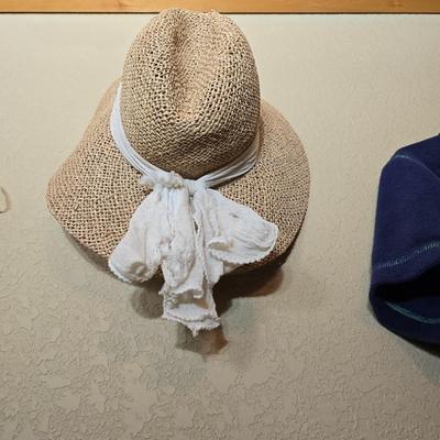 Beach Day Bundle – Swimsuit, Cover-Up & Hat