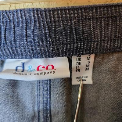 Women’s Skirt Lot – Style & Co Black Stretch Skirt (Sz 10) + d&co Chambray Denim Skirt (Sz M)