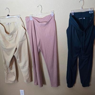 3-Piece Women’s Loungewear Pants Lot – LOGO, Cuddl Duds & AnyBody, Size M