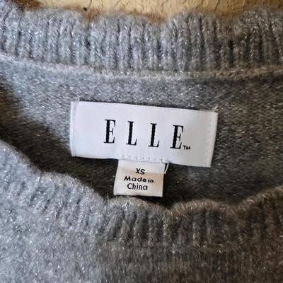4-Piece Women’s Sweater Lot – Barefoot Dreams, Misslook, ELLE, So – Sizes S/XS