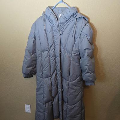 Vintage Grand Creations Down Coat – Size 16, Made in Taiwan, Full-Length Puffer