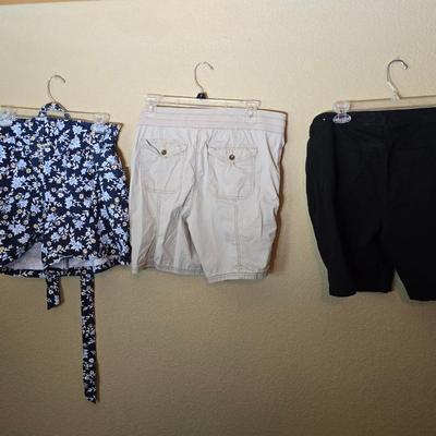 3 Women’s Size 10 Shorts – Time and Tru, Khakis & Company, Christopher & Banks