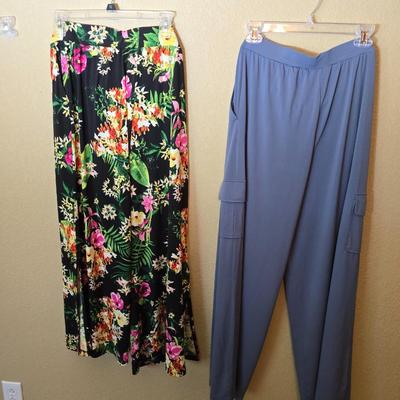 Women's Summer Skirt & Pants – G.I.L.I. & Lisa Rinna (Size S/M)