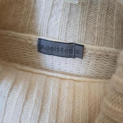 Vintage & Handcrafted Sweaters – Peru, Sweden, and Scandinavia-Inspired