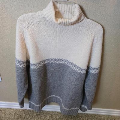 Vintage & Handcrafted Sweaters – Peru, Sweden, and Scandinavia-Inspired