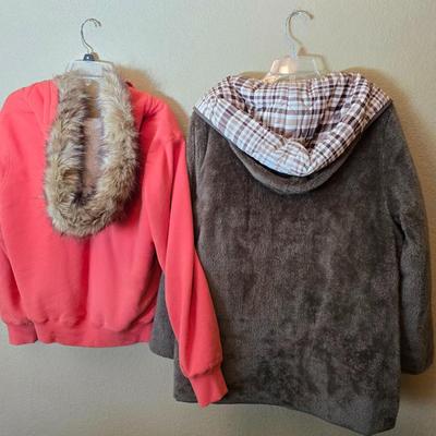Women’s Hooded Outerwear – Size L – Green Tea & Plaid-Lined Fleece