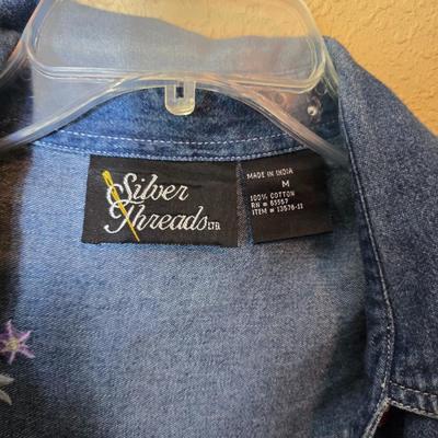 Embroidered Denim & Easy Days: 5-Piece Women’s Clothing Lot (M/L, Size 12)