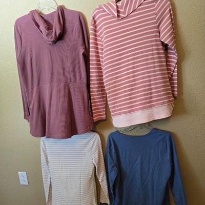 Striped & Solid Comfort: Long Sleeve Activewear Lot (M–L)