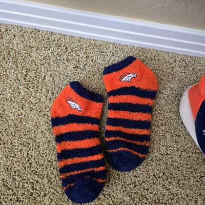 Denver Broncos Apparel and Accessories Set