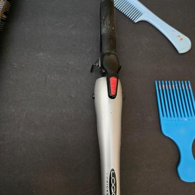Hair Styling Set / Curling Irons with Combs