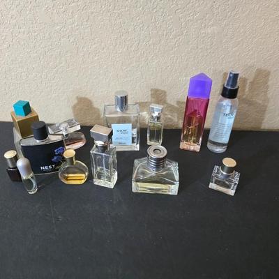 Assorted Women's Perfume & Travel Bags Lot – Designer & Boutique Scents