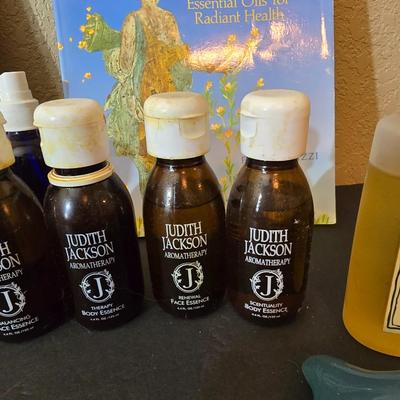 Judith Jackson Aromatherapy Collection + Books & Massage Tools – 13-Piece Lot