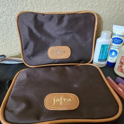 Deluxe Women’s Travel Essentials & Toiletries Lot – Jafra, Philosophy, Accessories & More
