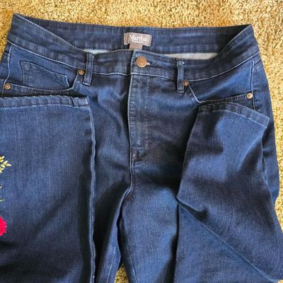 4 Women's Jeans – Size 8 – Martha Stewart, Christopher & Banks, Quacker Factory