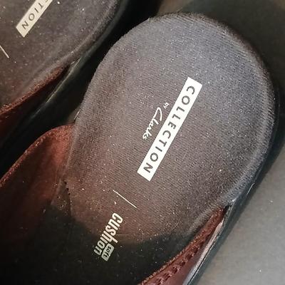 2 Women's Leather Clogs – KLOGS & Clarks – Size 8.5 M
