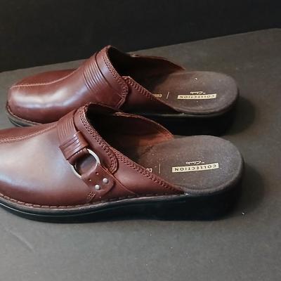 2 Women's Leather Clogs – KLOGS & Clarks – Size 8.5 M