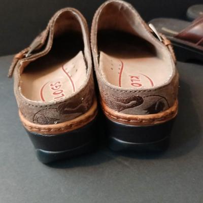 2 Women's Leather Clogs – KLOGS & Clarks – Size 8.5 M